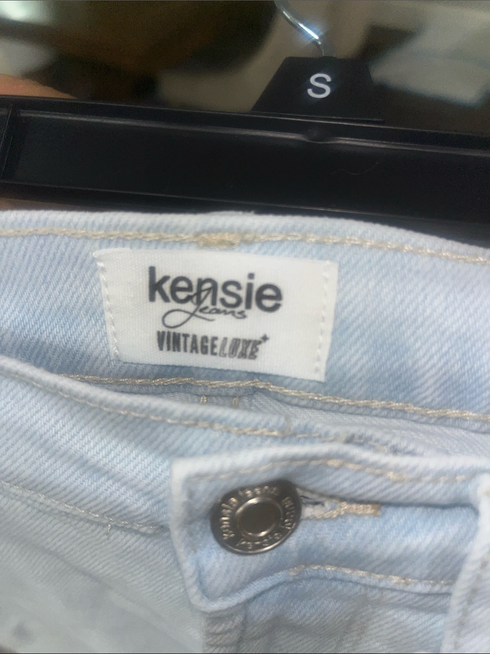 Kensie Light Wash Cropped Ankle Jeans - Pale Blue - Picture 3 of 4